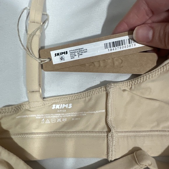 NWT $34 Skims [ Small ] Fits Everybody Bralette in Sand Nude #7087 - Picture 9 of 9